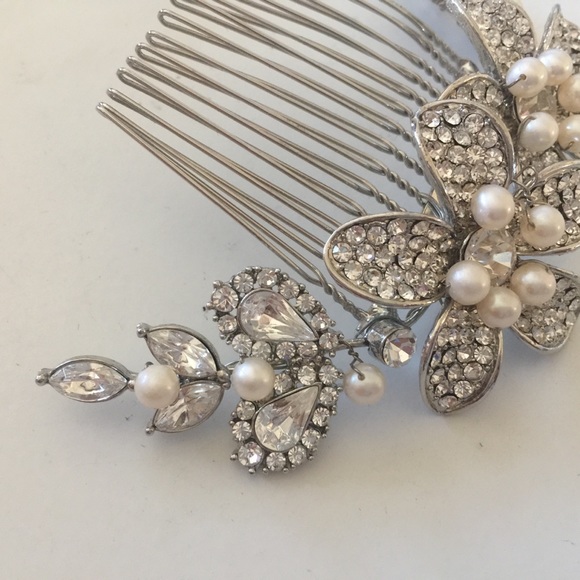 WEDDING BELLES CRYSTAL BRIDAL HAIR COMB SILVER WITH PEARLS NEW main image 6